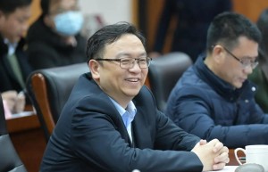 市委市政府与比亚迪集团举行工作座谈